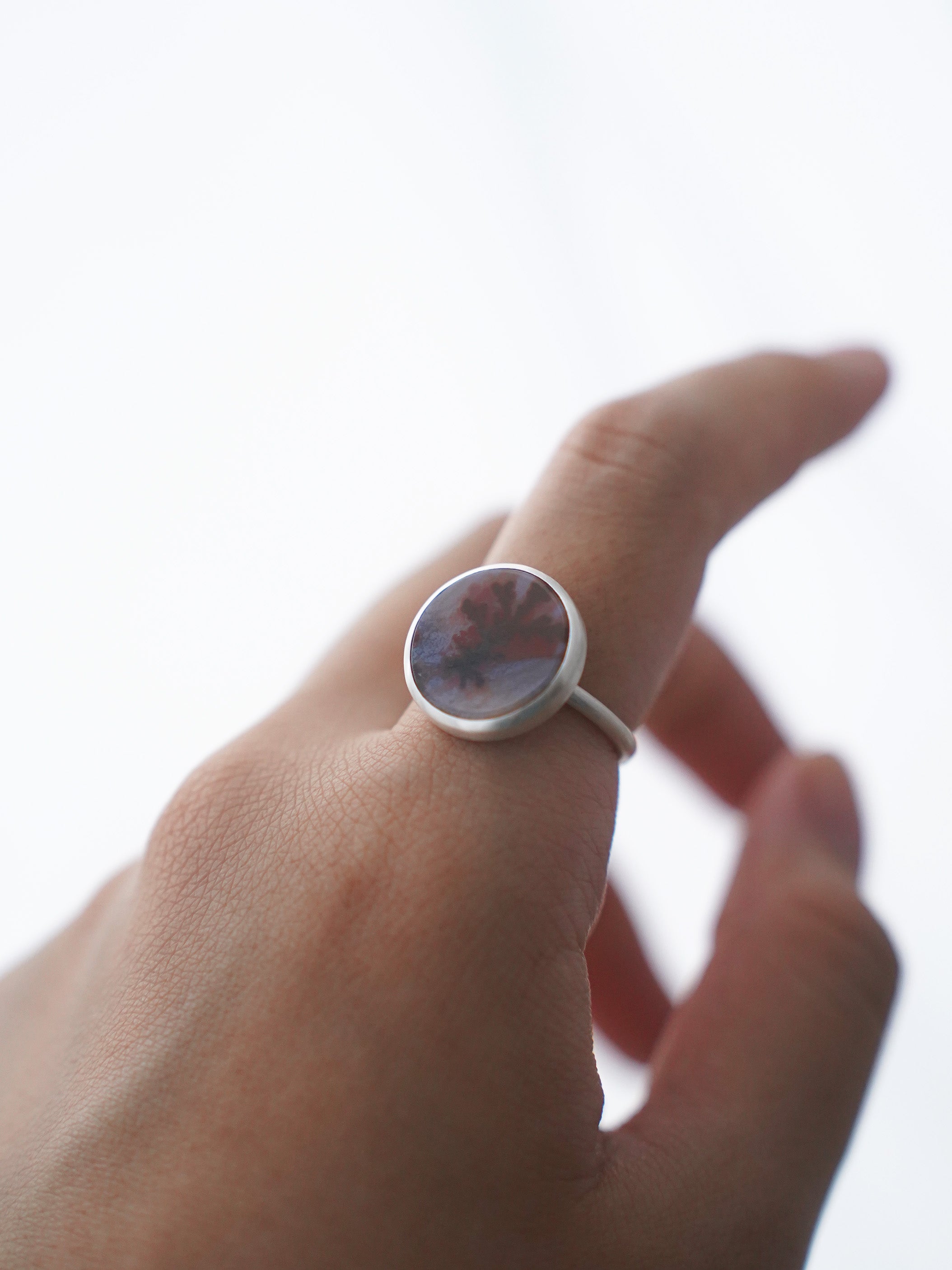 CHIZURU NAGAOKA / DendriticAgate Ring - small (053)
