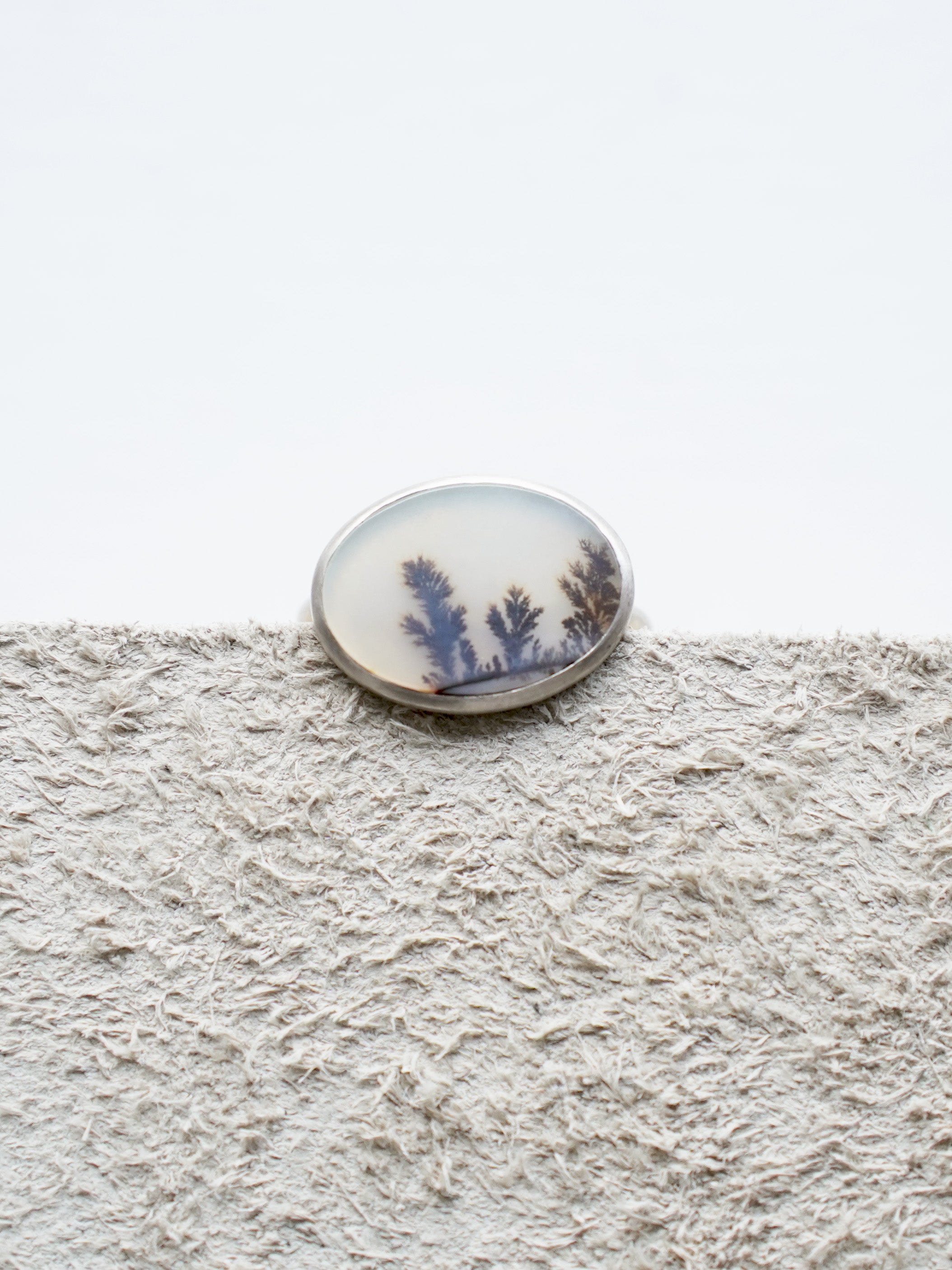 CHIZURU NAGAOKA / DendriticAgate Ring - large (033)